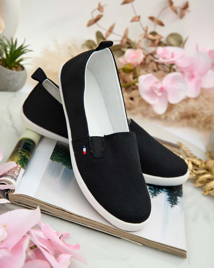 Resti Women's Peliotte Sneakers