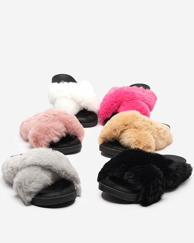 Resti Slippers with fur in black Mashte - Footwear