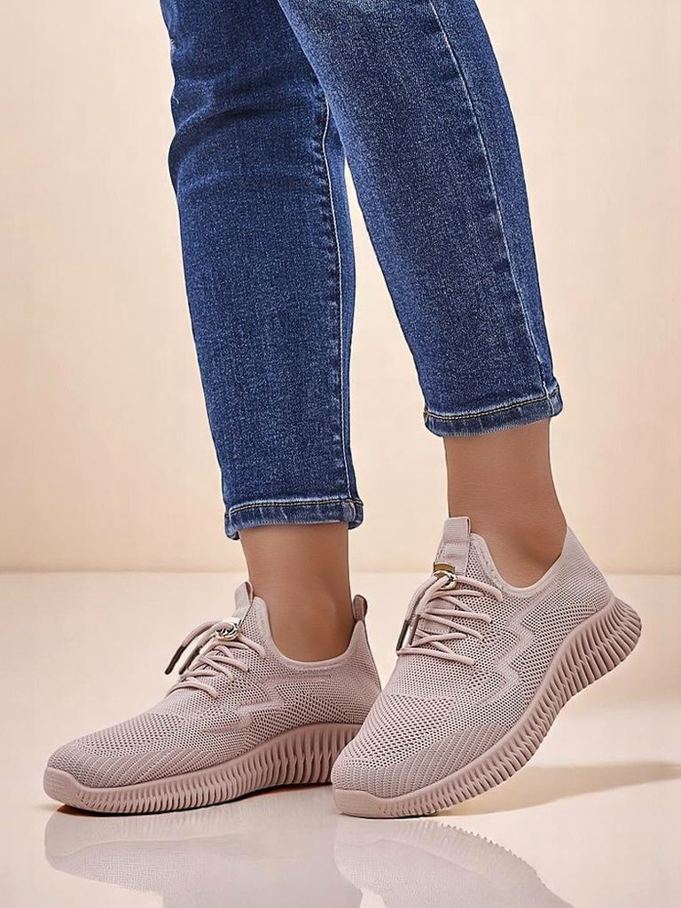 Resti Women’s Slip-On Fabric Sports Shoes Royaletta