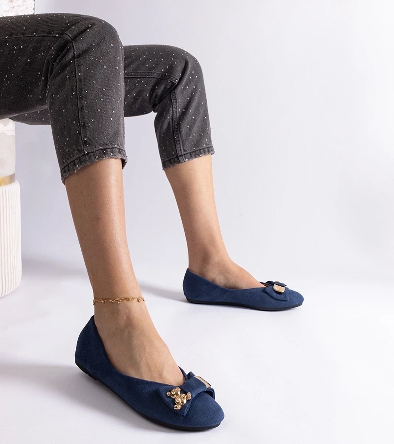 Gemre Balerini bleumarin decorați cu fundiță și broșă Esdras