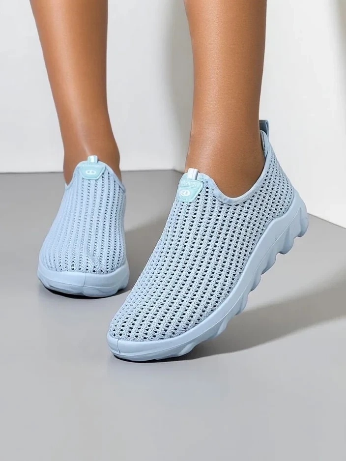 Resti Women's slip-on fabric sports shoes Eraste