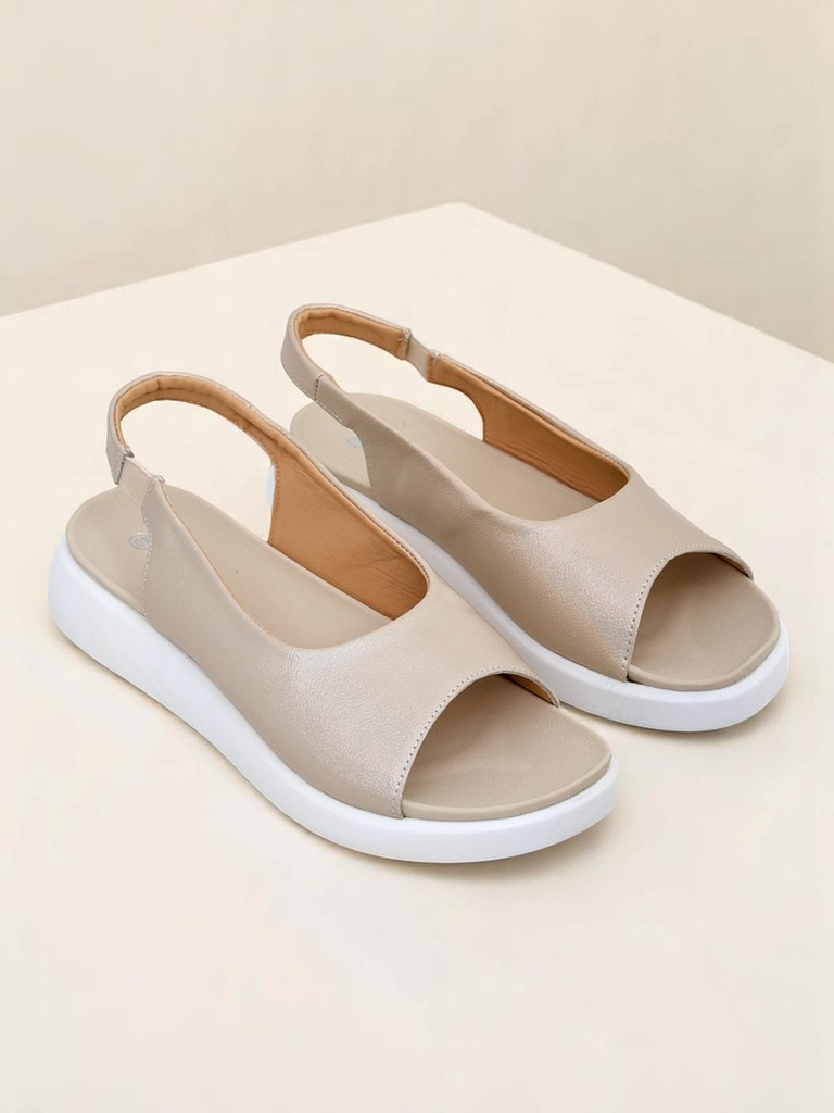 Resti Women&#039;s Luna Shines Thick-Soled Sandals