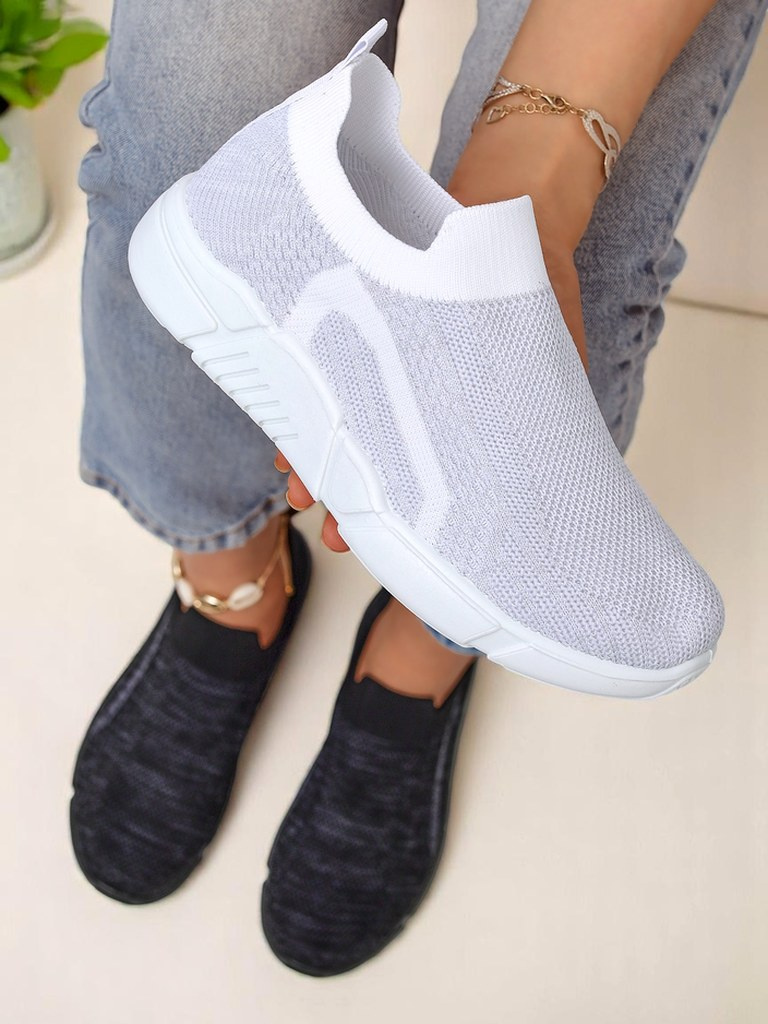 Resti Womens slip-on fabric sports shoes Vena