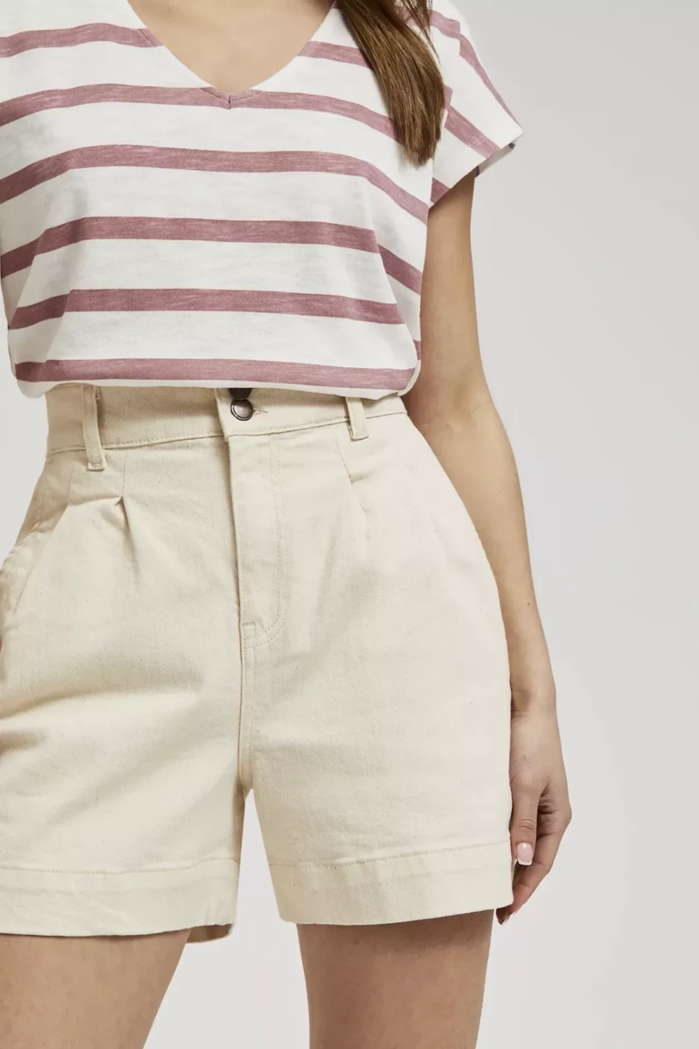 Women&#039;s linen shorts MOODO - light beige