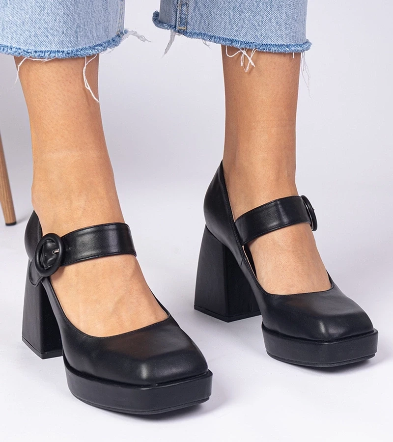 Gemre Pantofi negri cu vârf pătrat și cataramă Katherin