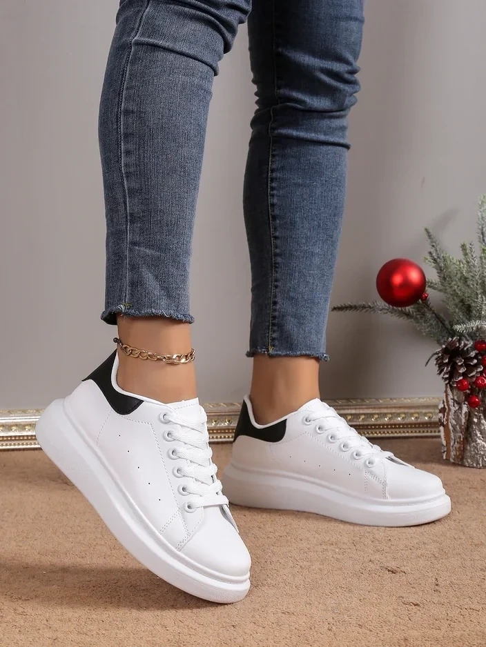 Resti Women's Sport Sneakers Pefese