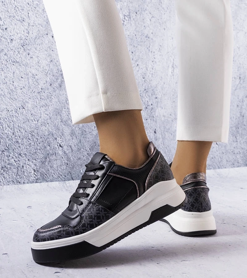 Gemre Adidași negri înfrumusețați cu monogramă Grandbois
