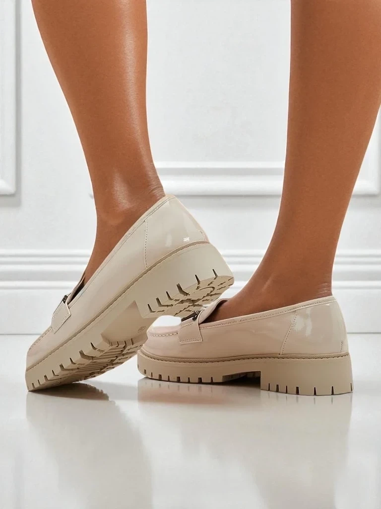 Resti Women&#039;s patent loafers Ortide