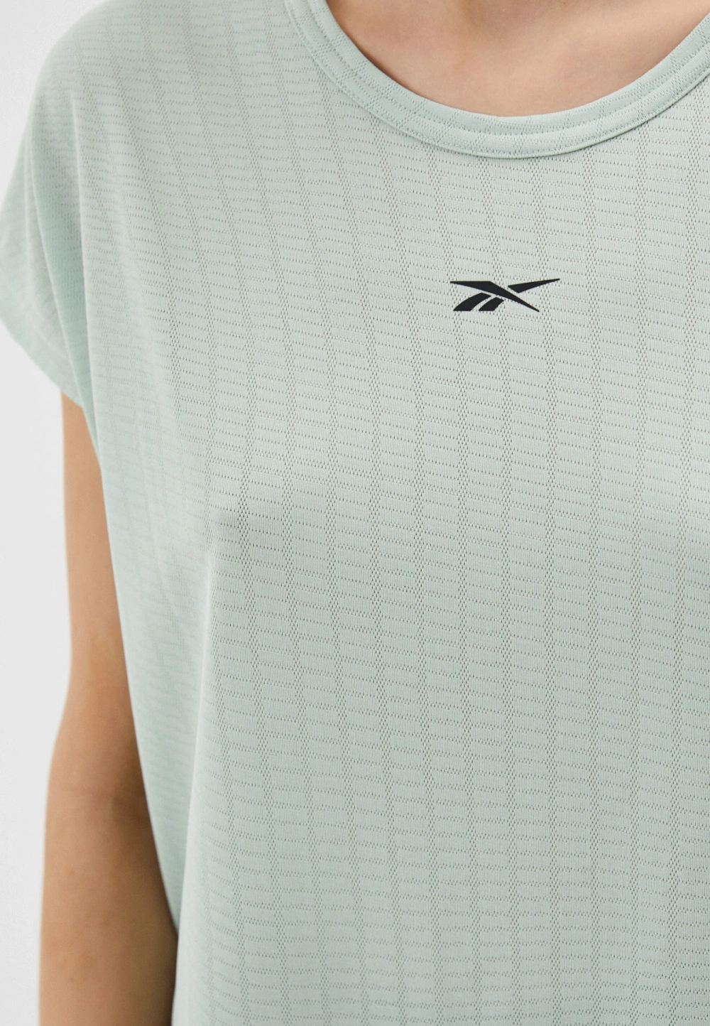 REEBOK UBF perforované tričko