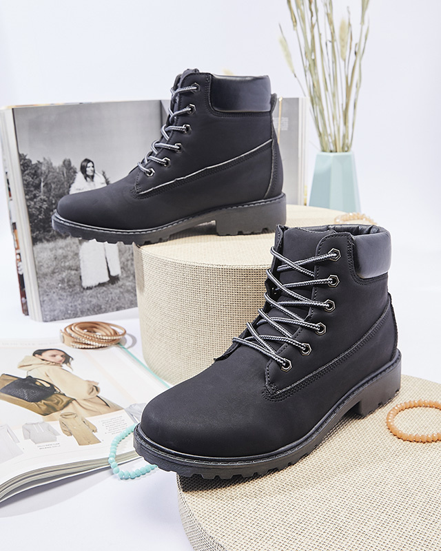 Resti Women&#039;s insulated trapper boots in black Fanhet- Footwear