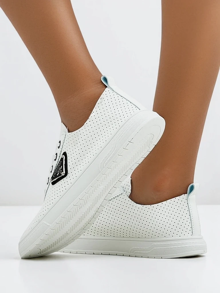 Resti Lace-up women&#039;s sporty shoes with a print Fennie
