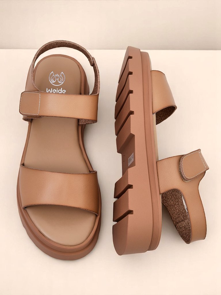 Resti Royal Fashion Women's Otvanna sandals with a thick sole