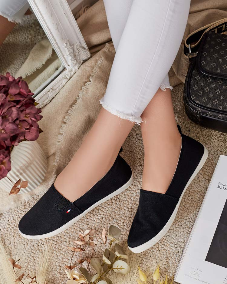 Resti Women's Peliotte Sneakers
