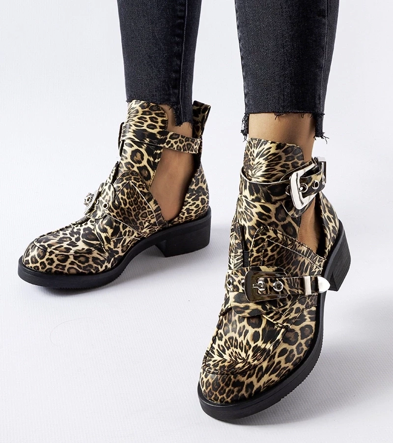 Gemre Cizme cu decupaje în model leopard Sperone