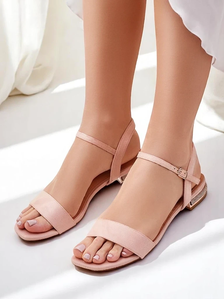 Resti Women's flat sandals Aronies
