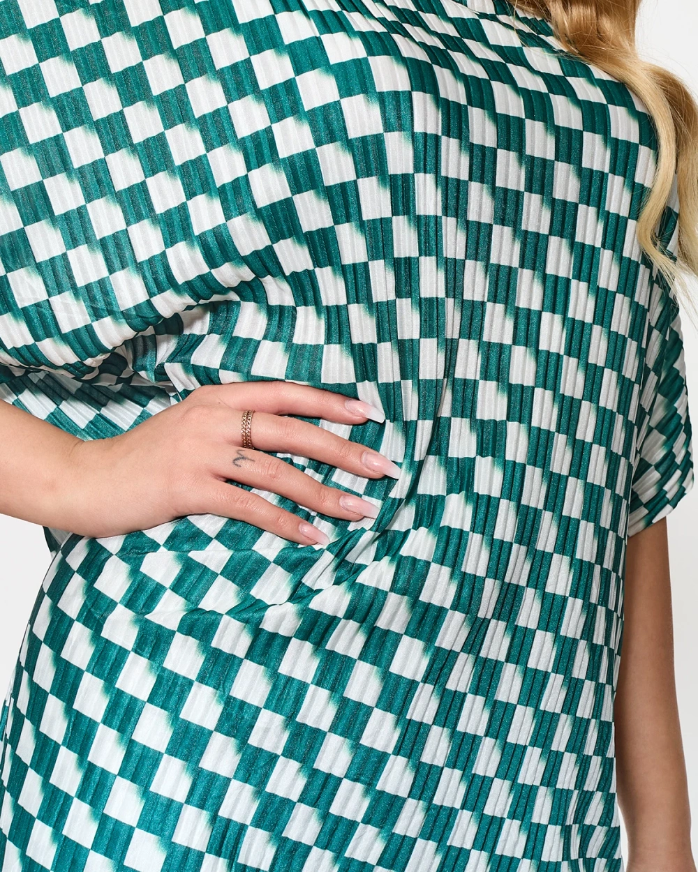 Resti Green women's pleated patterned set - Clothing