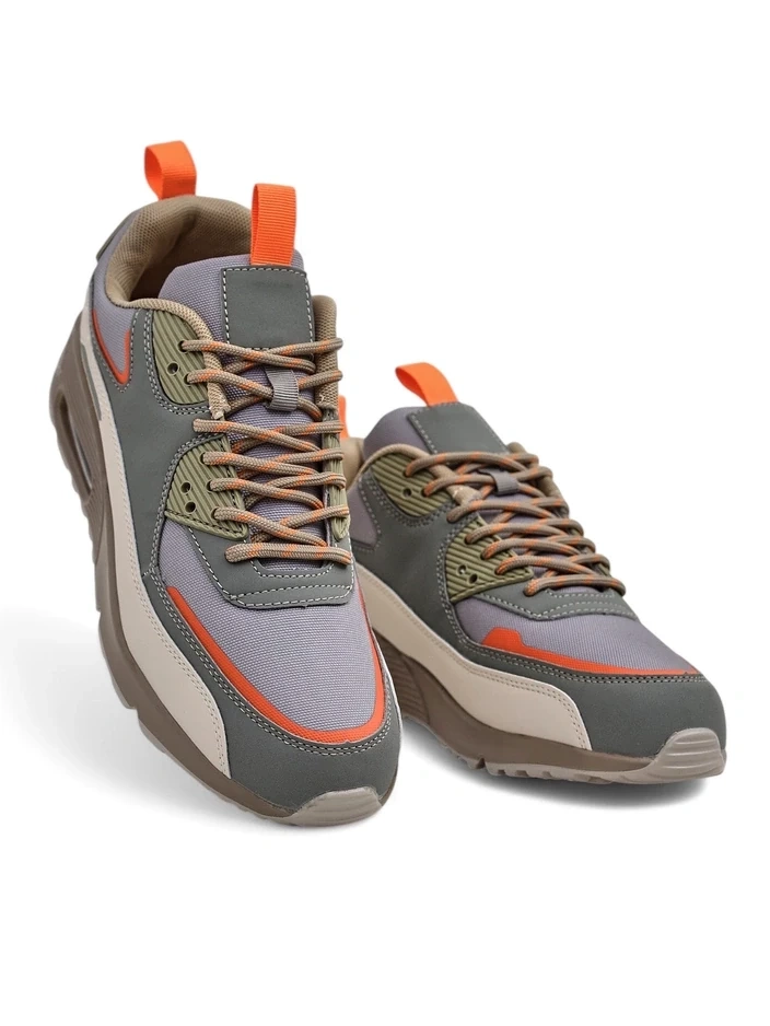 Resti Womens Sneakers Maxxes