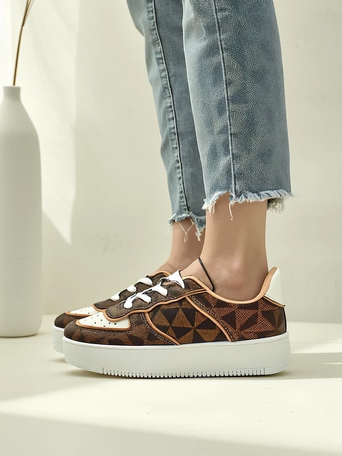 Resti Womens sports shoes with Ozofio print