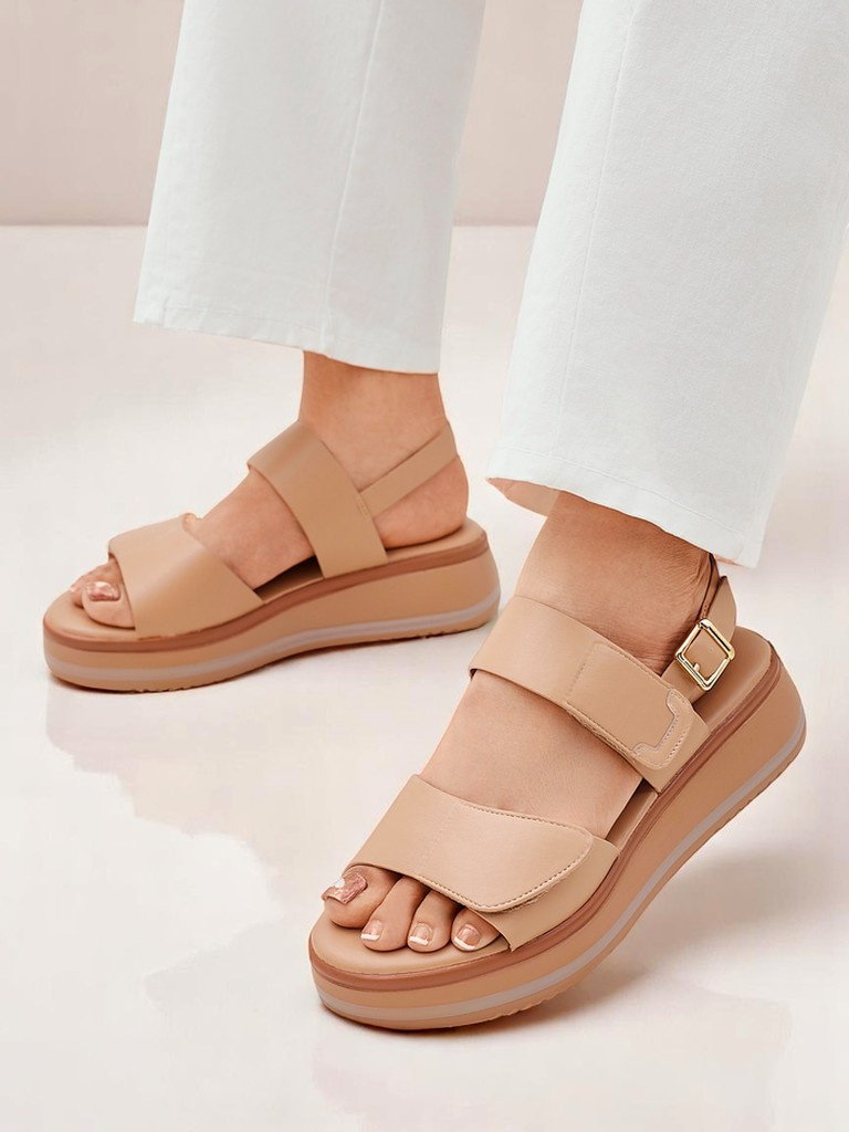 Resti Royal Fashion Women's Thick-Soled Tulip Sandals