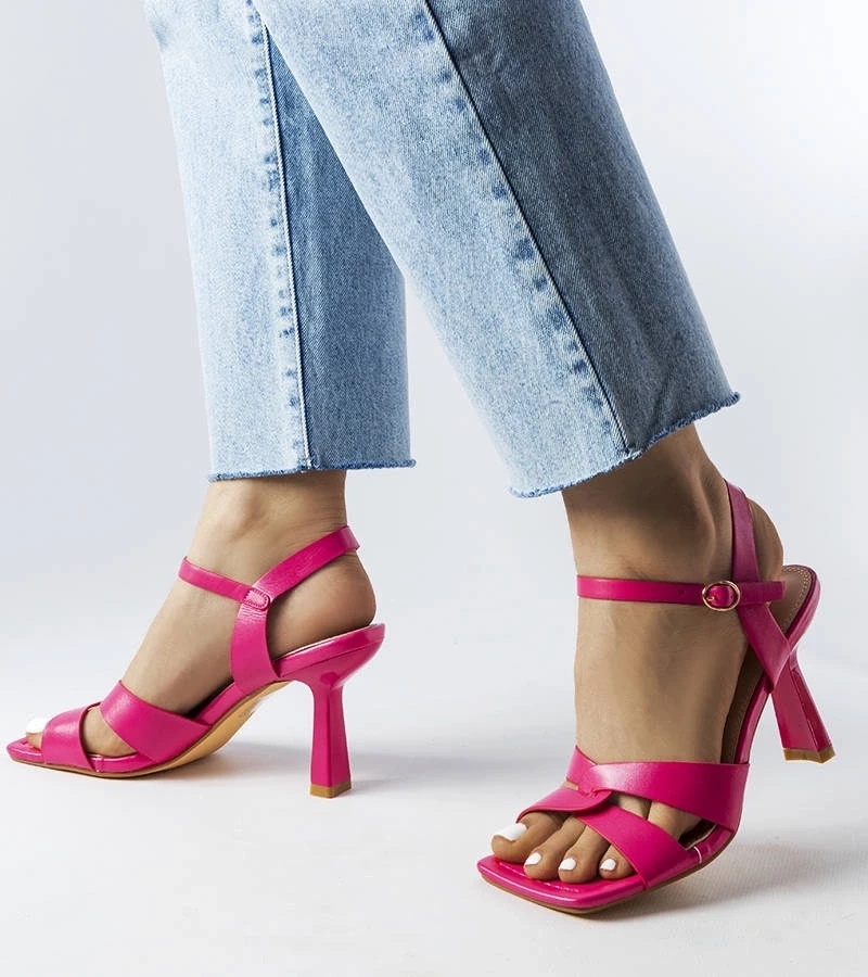 Gemre Sandale stiletto cu barete roz Carolina