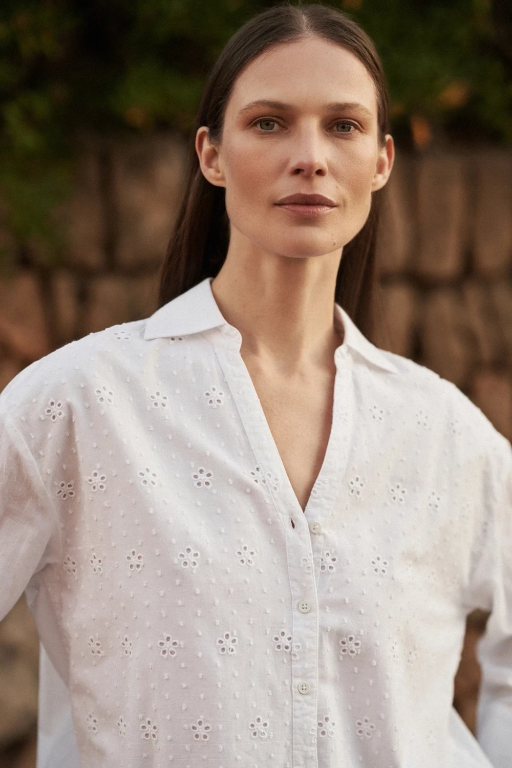 Women's romantic shirt MOODO - white
