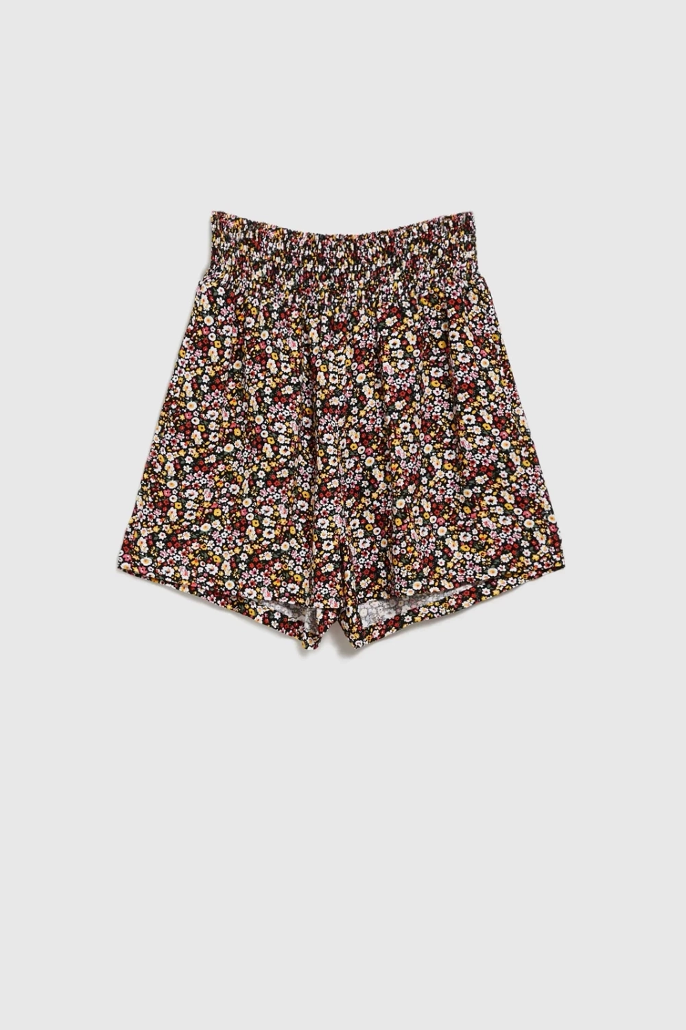 Women&#039;s shorts with floral pattern MOODO - black