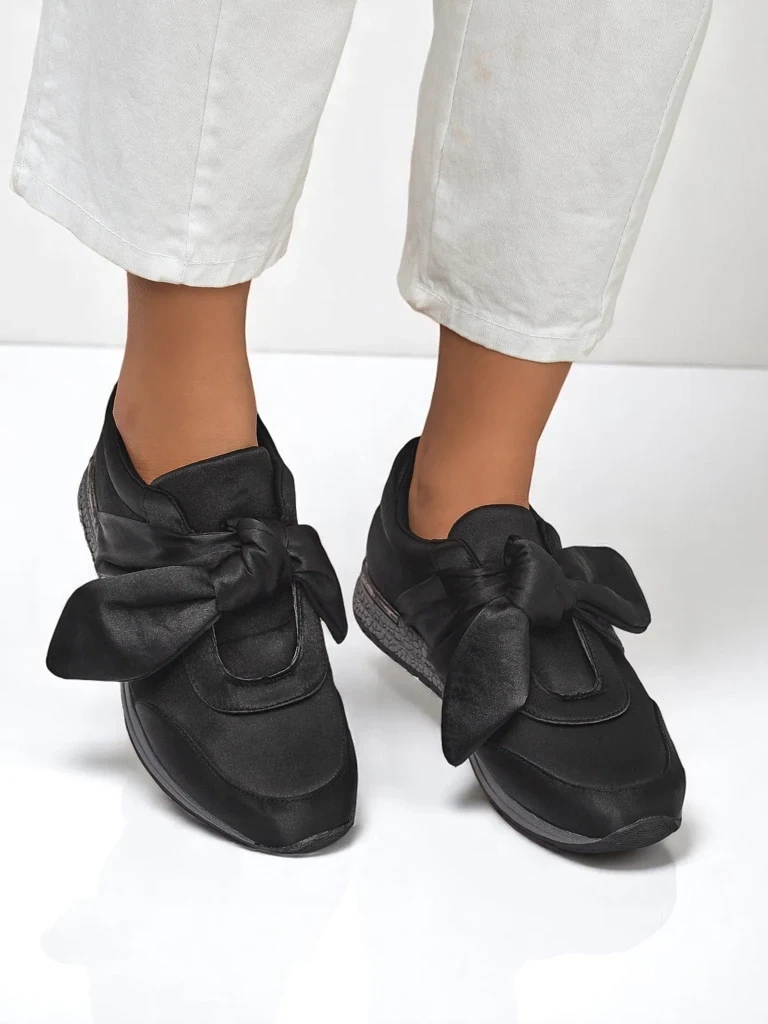 Resti Women's Sneakers with Bow Socca
