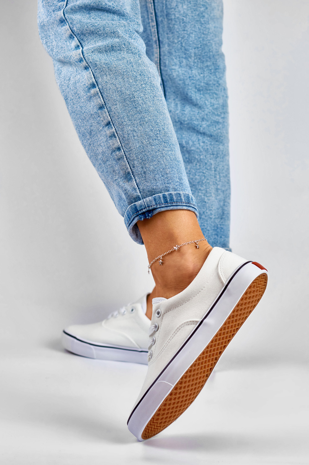 primohurt Klasyczne białe trampki damskie