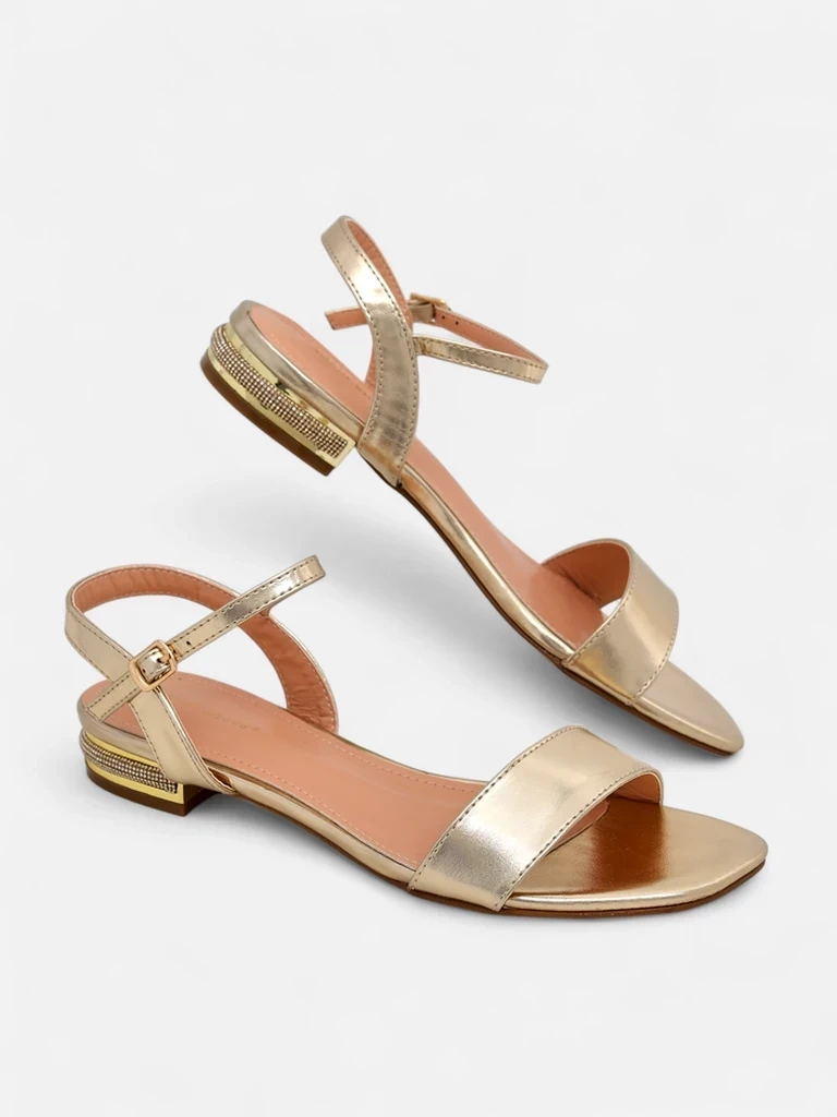 Resti Women&#039;s sandals with a flat sole Aronies
