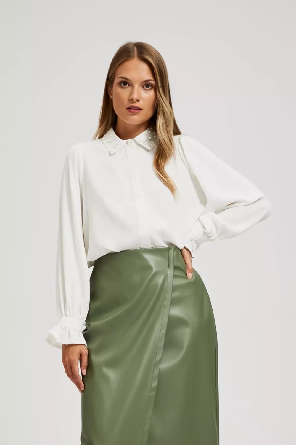 Marisse Shirt With A Decorative Pearl Collar