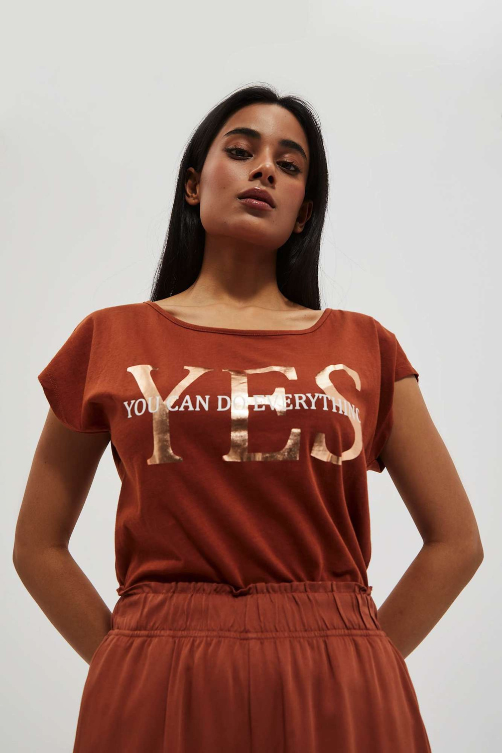 WOMEN'S T-SHIRT L-TS-4015 BROWN