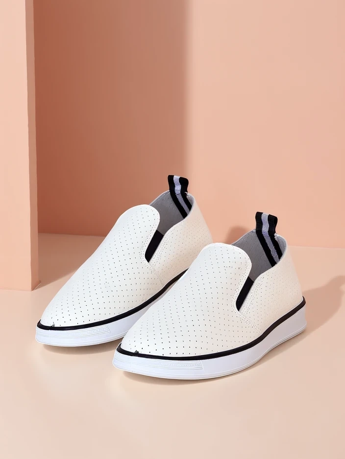 Resti Women's perforated sports shoes Musio