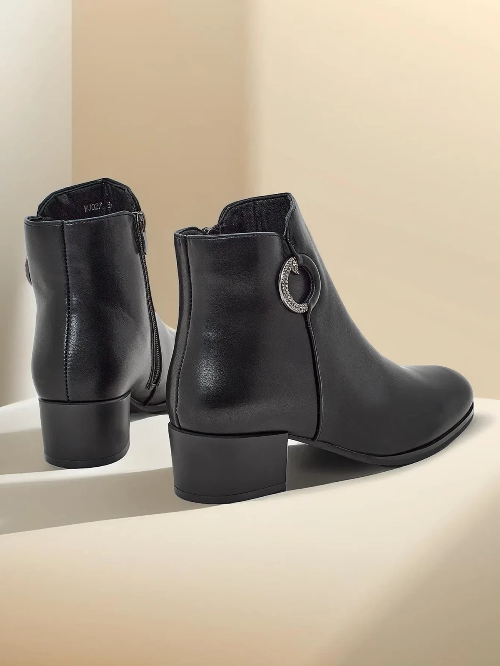 Resti Women's Boots Vifto