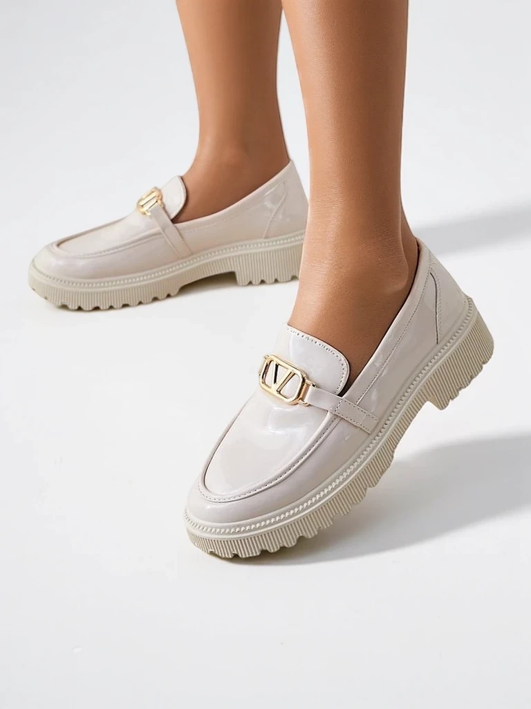 Resti Women&#039;s loafers Erret