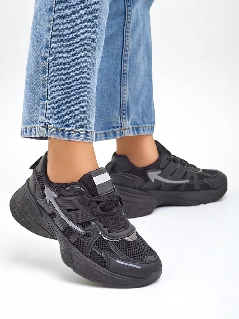 Resti Womens sports sneakers on a thicker sole Beysa