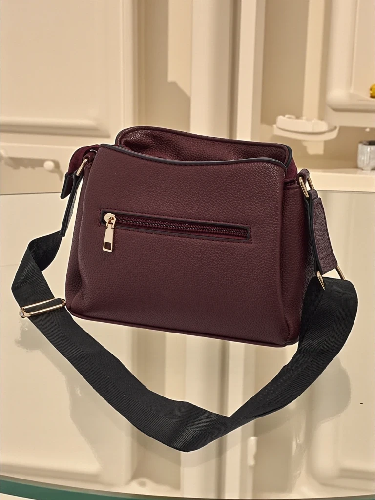 Resti Small women's eco-leather handbag Novaria