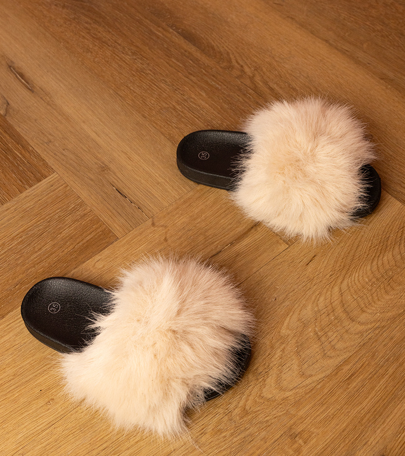 marka niezdefiniowana Beige children&#039;s fur slides Malinka
