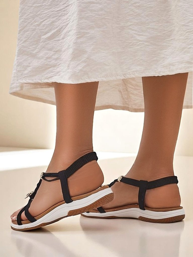 Resti Women’s embellished sandals Fiacco