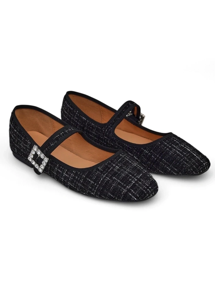 Resti Women&#039;s checked ballerinas with a buckle and strap Riffos