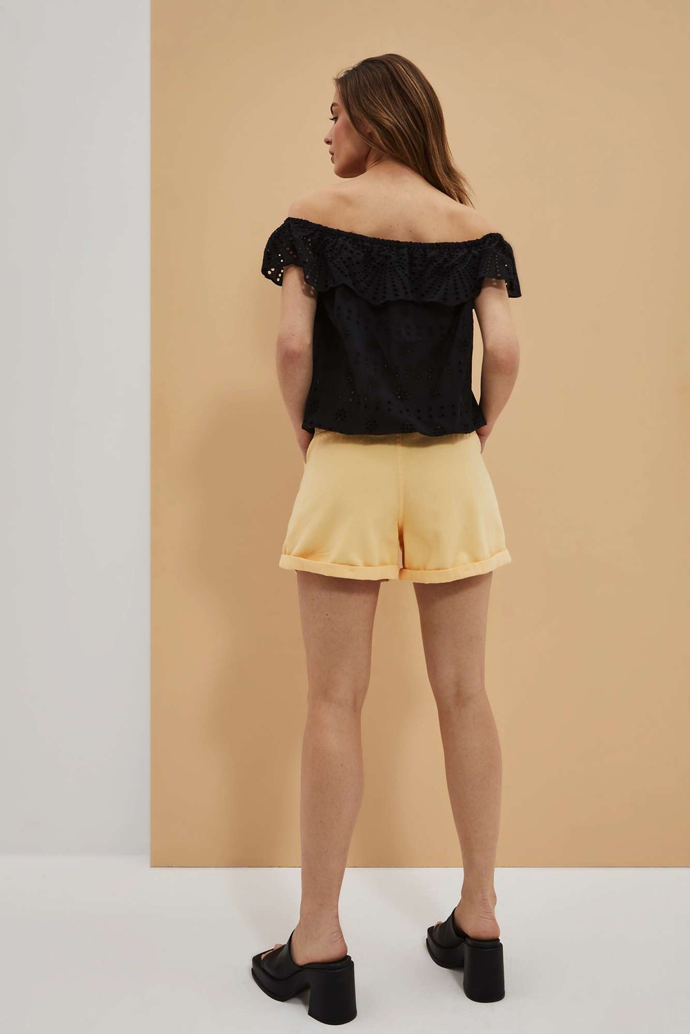 Marisse Women&#039;s Shorts L-Sh-4002 Vanilla