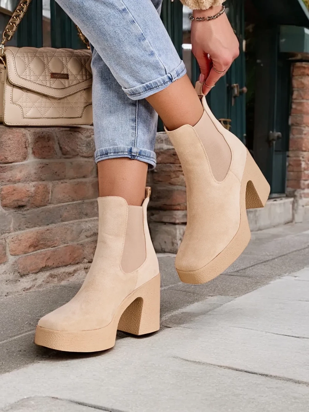 Resti Women&#039;s ankle boots on a heel Bezollo