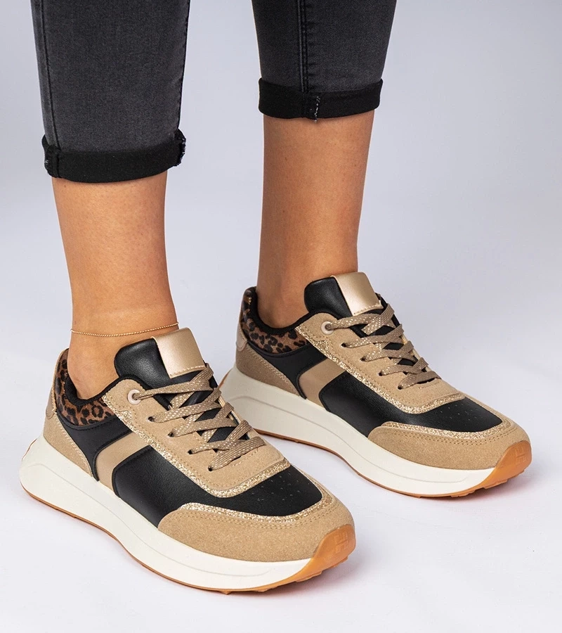 Gemre Adidași negri de damă cu sclipici și cu un model animalier Markuta