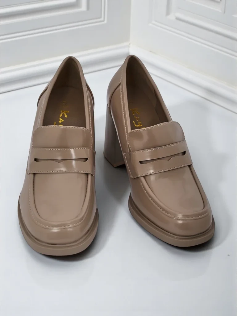 Resti Women&#039;s Heeled Loafers Minerva