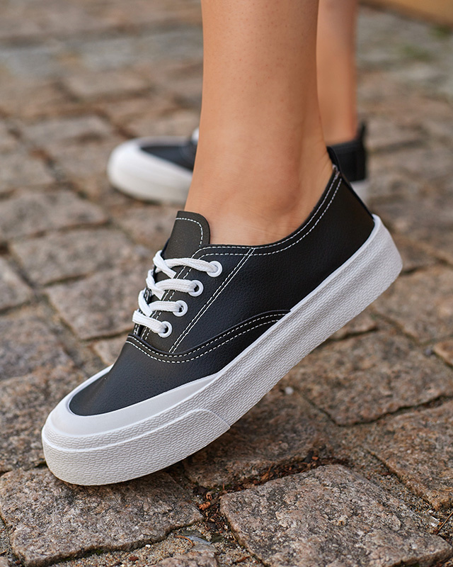 Resti Lorino Black Women&#039;s Sneakers - Footwear