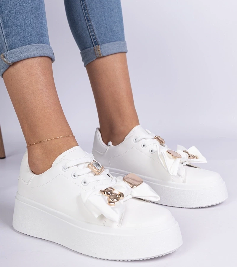 marka niezdefiniowana White women's sneakers decorated with a teddy bear Milonel