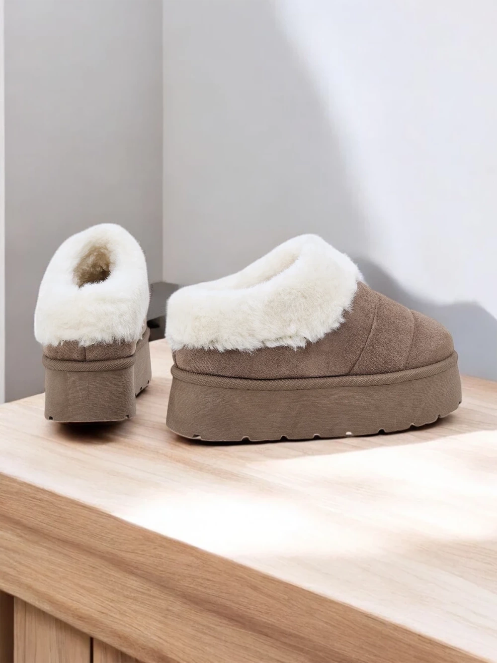 Resti Women's short boots in the style of snow boots Eliozi