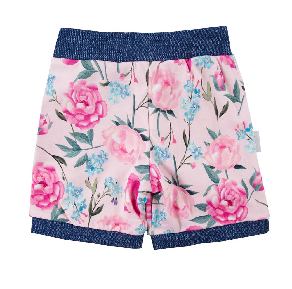 Eevi Sorturi fashion