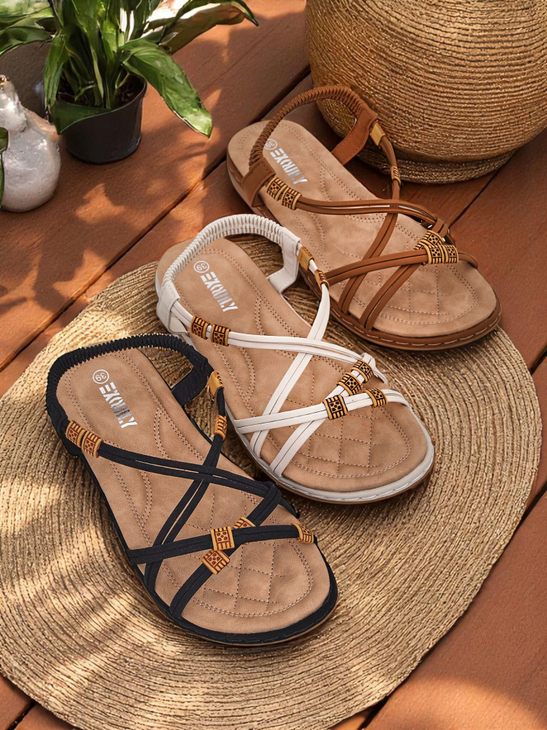 Resti Women’s sandals with embellishments Gothe