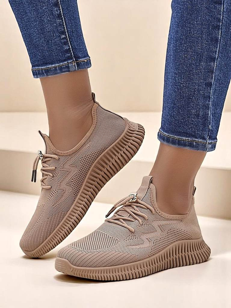 Resti Slip-on women's fabric sports shoes Royaletta