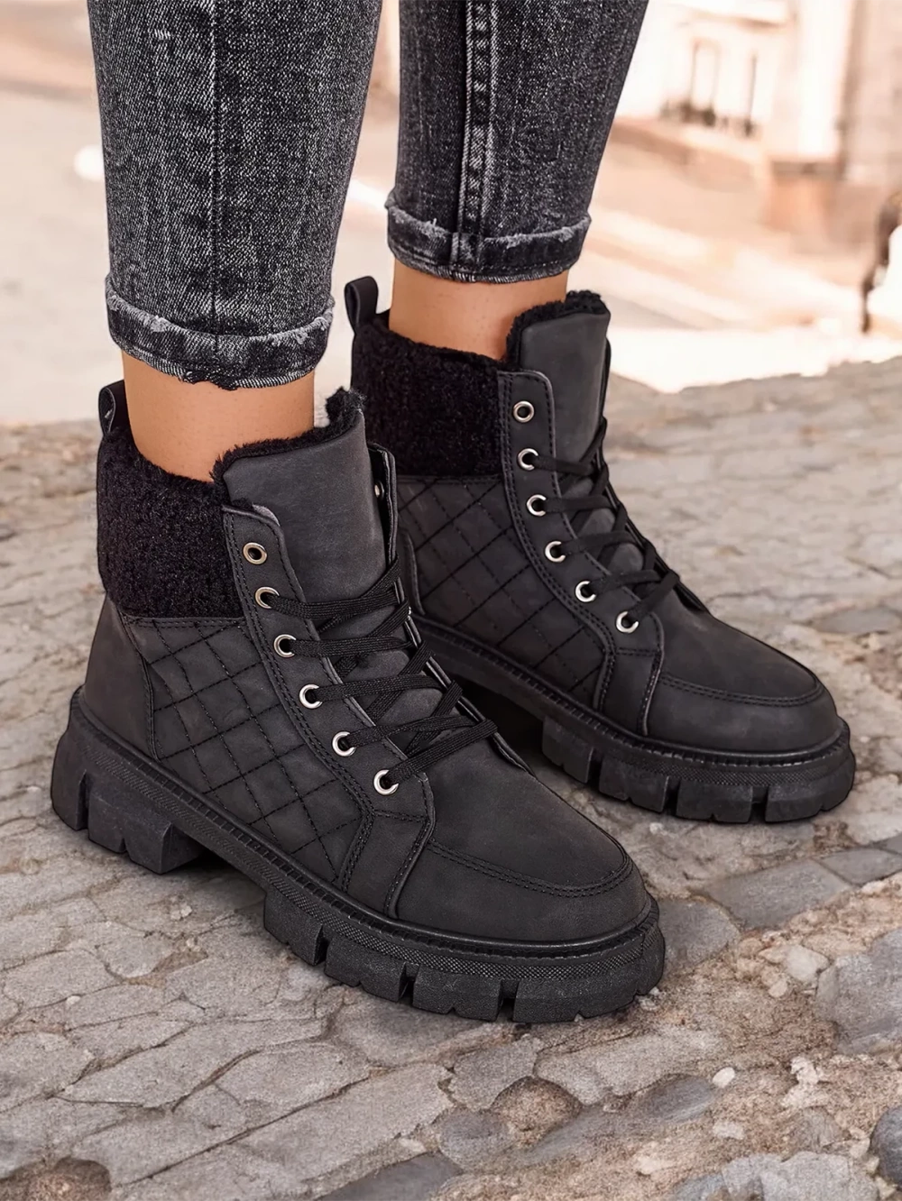 Resti Black women&#039;s insulated trapper boots Hogenaf